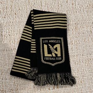 NWT! Los Angeles Football Club Black and Gold Scarf